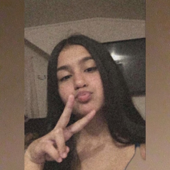 Meet your Posher, Jessica - Picture 1 of 1